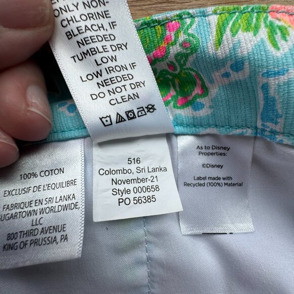 Lilly Pulitzer x Disney Parks Buttercup Shorts Lilly Loves Disney Size 2 - Picture 5 of 14